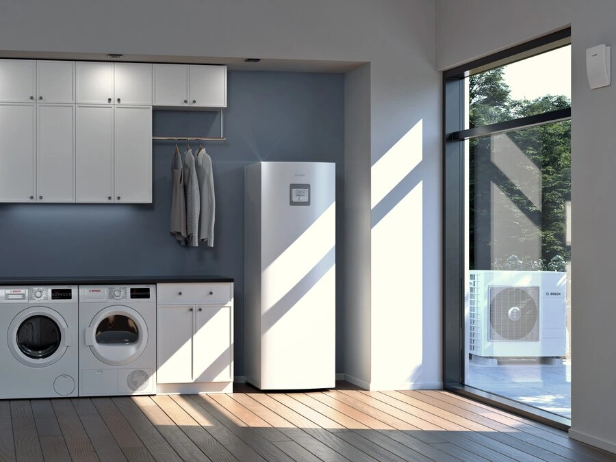 Термопомпа BOSCH Compress 5800i AW с вграден бойлер 180л. и микро буфер 16л. 7kW